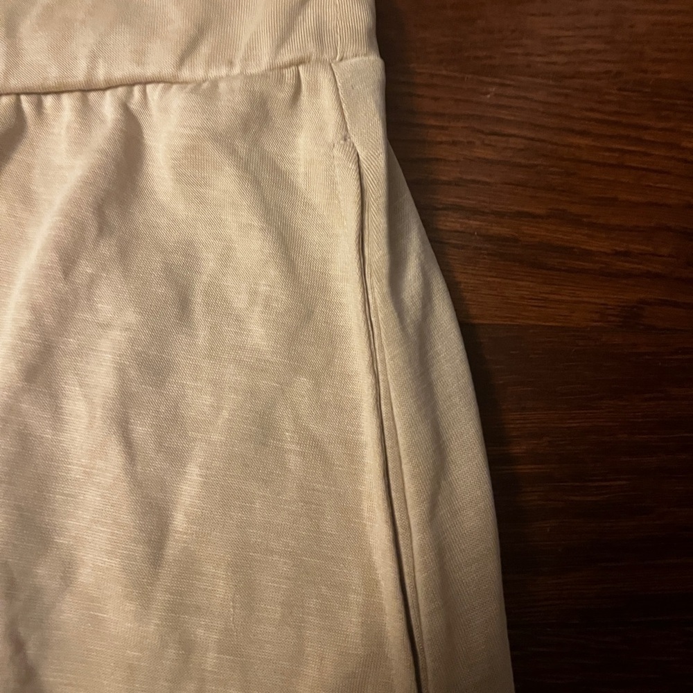 Brandy Melville Beige Fabric - Picture 11 of 12